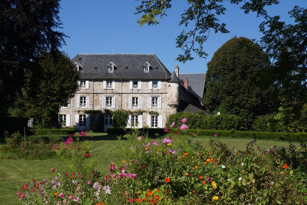 Chateau De Savennes - Caveau De Sabrage Exterior photo