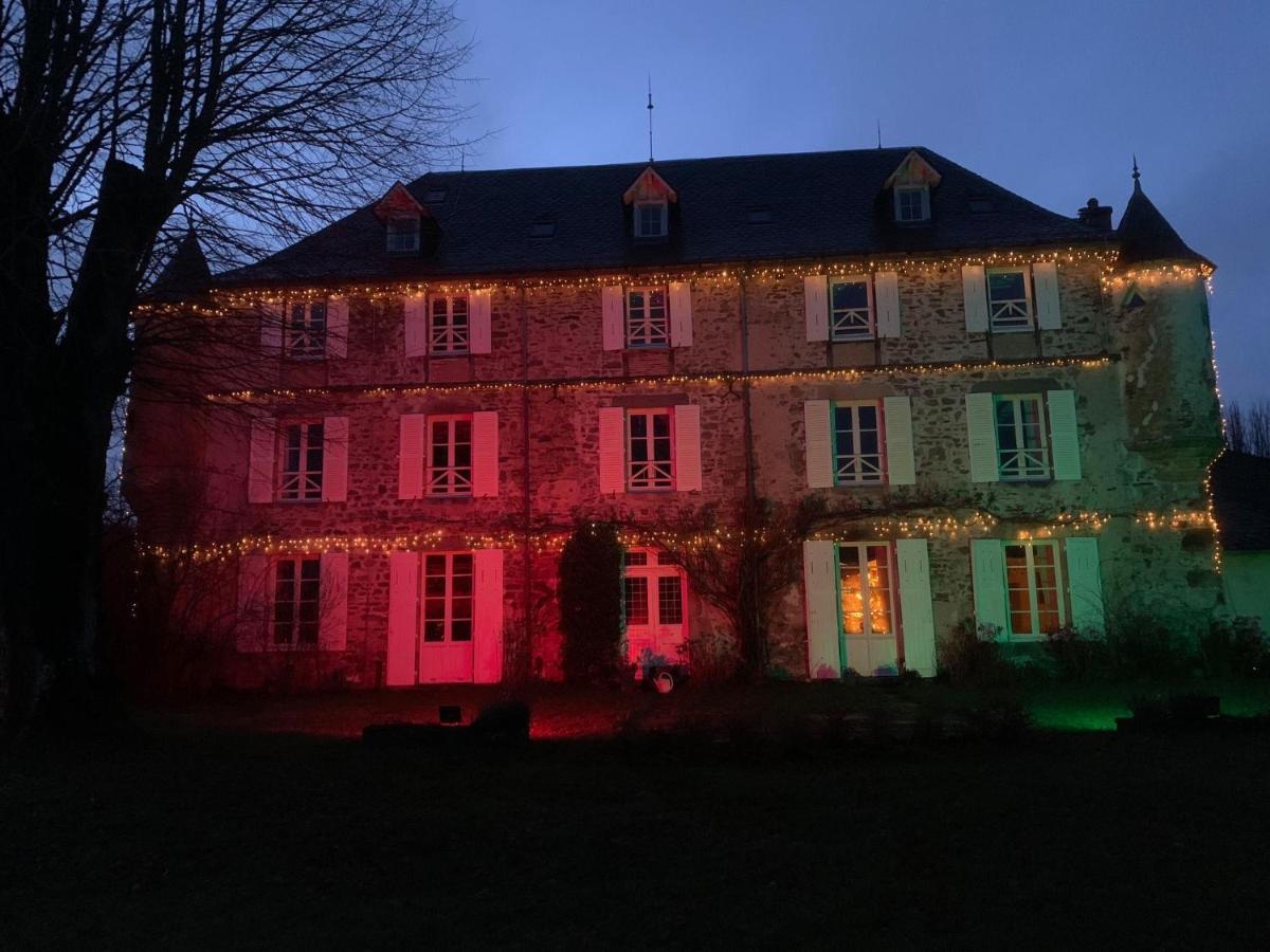 Chateau De Savennes - Caveau De Sabrage Exterior photo