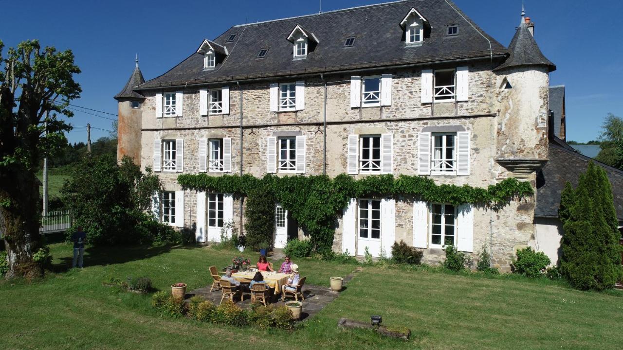 Chateau De Savennes - Caveau De Sabrage Exterior photo